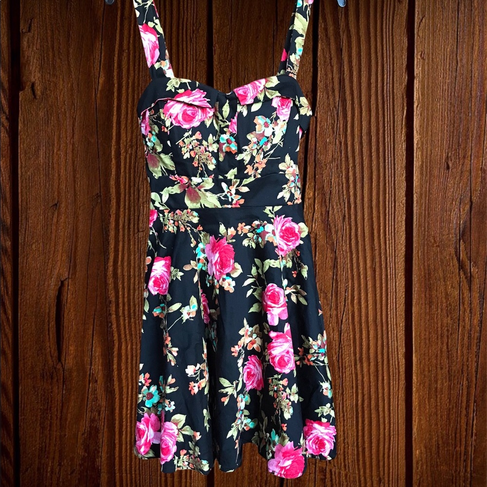 Floral dress padded size M